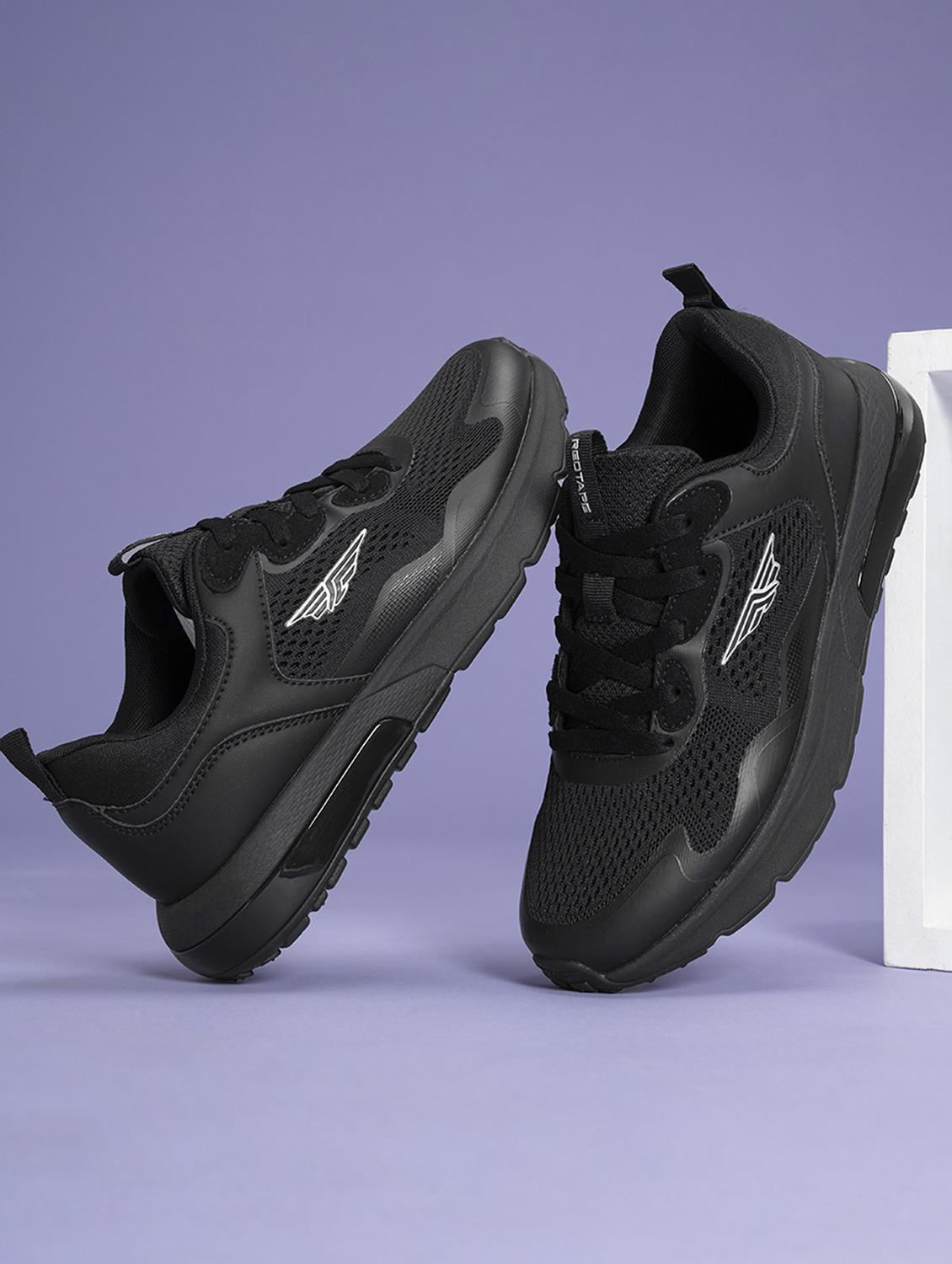 men black lace up sport shoe - 21913933 - Zoom Image - 0
