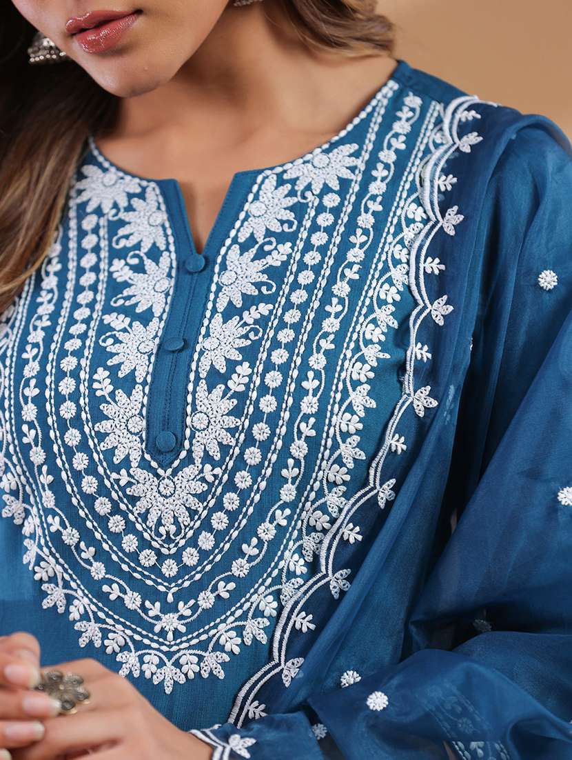 women three quarter sleeve kurta pant with dupatta set - 21914223 - Standard Image - 5