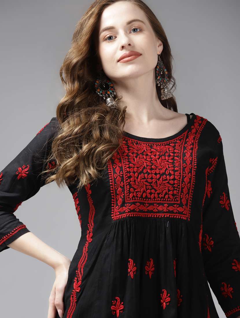 women three quarter sleeve chikankari a-line kurti - 21914487 -  Standard Image - 3
