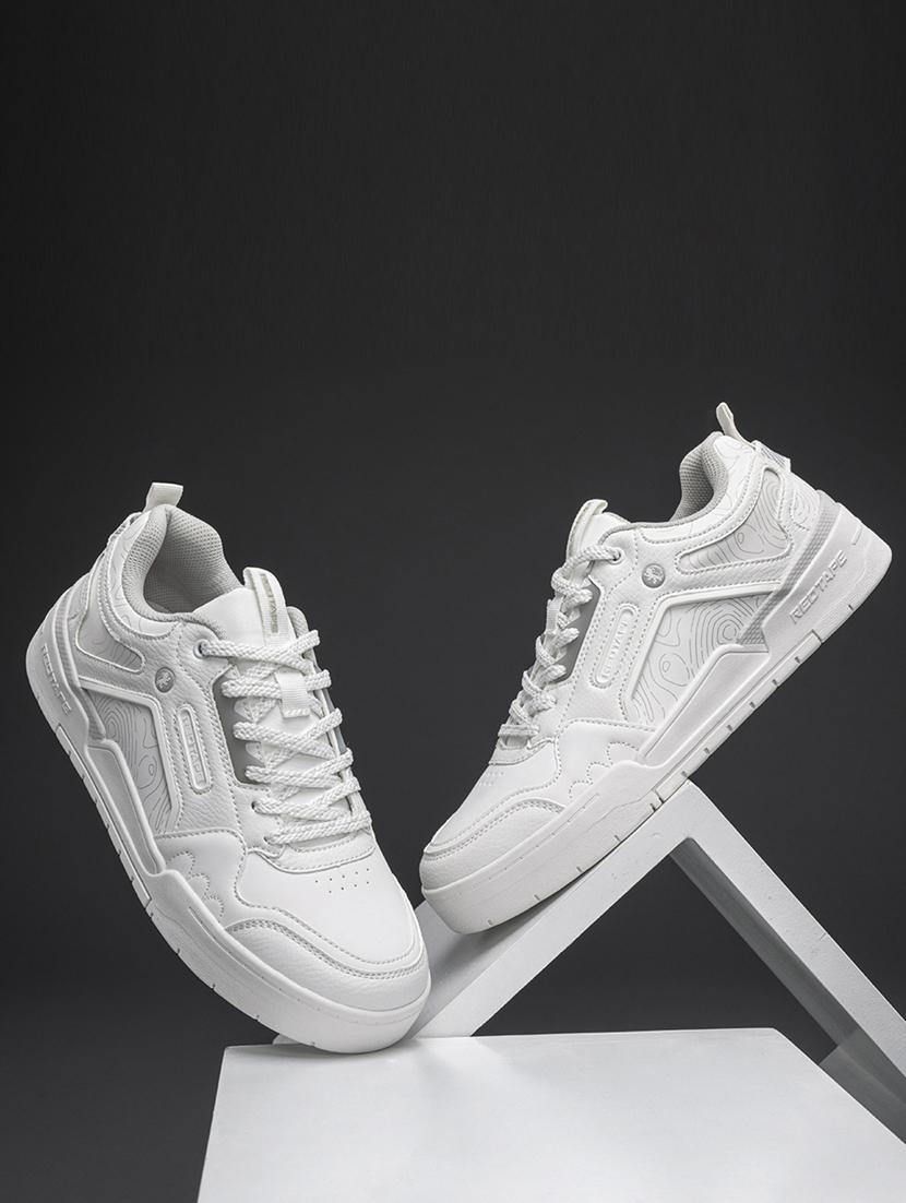 men white lace up sneaker - 21915715 - Zoom Image - 0