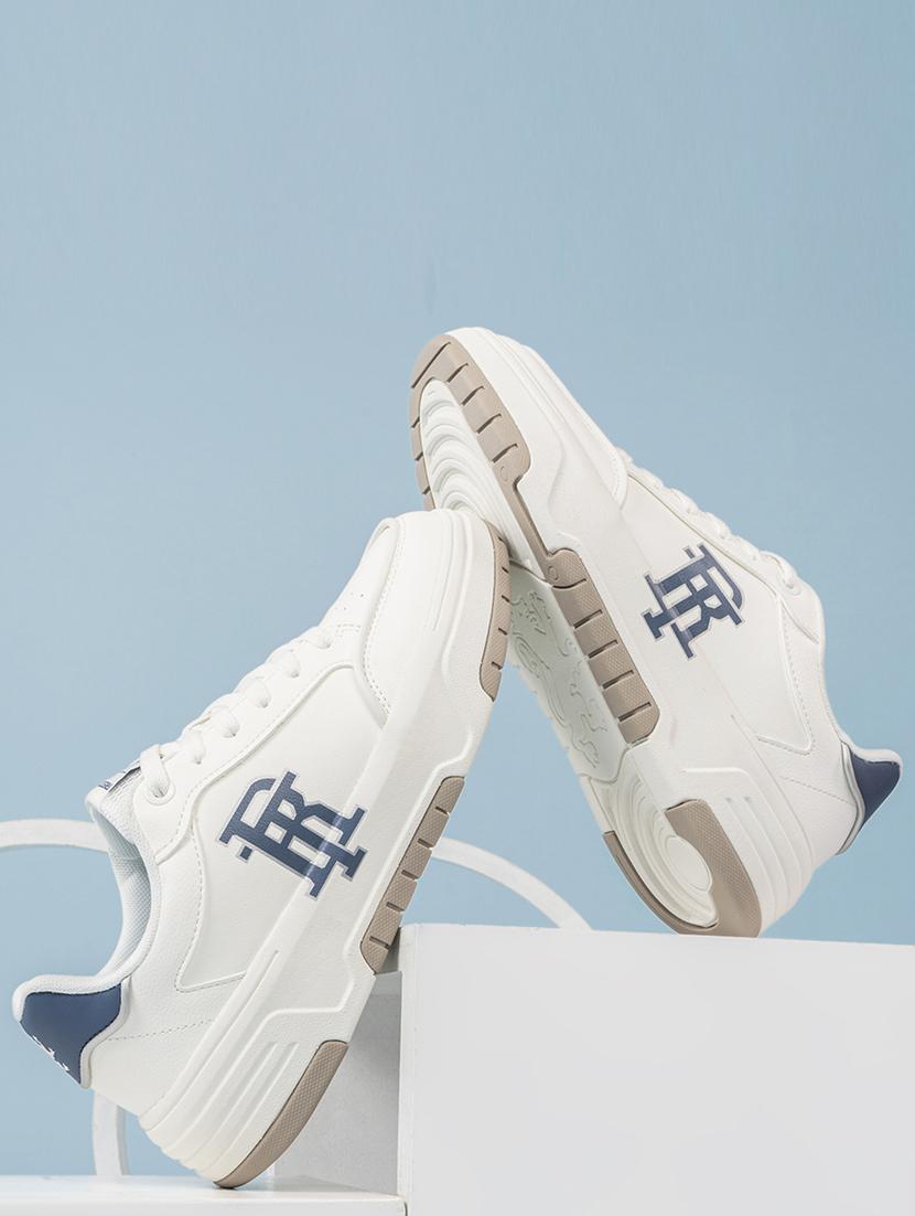 men white lace up sneaker - 21915919 - Zoom Image - 0