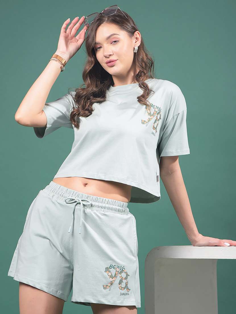women printed drop sleeves regular fit crop t-shirt
