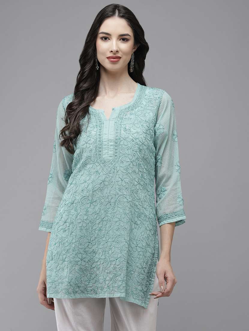women three quarter sleeve chikankari straight kurti - 21916118 -  Zoom Image - 0