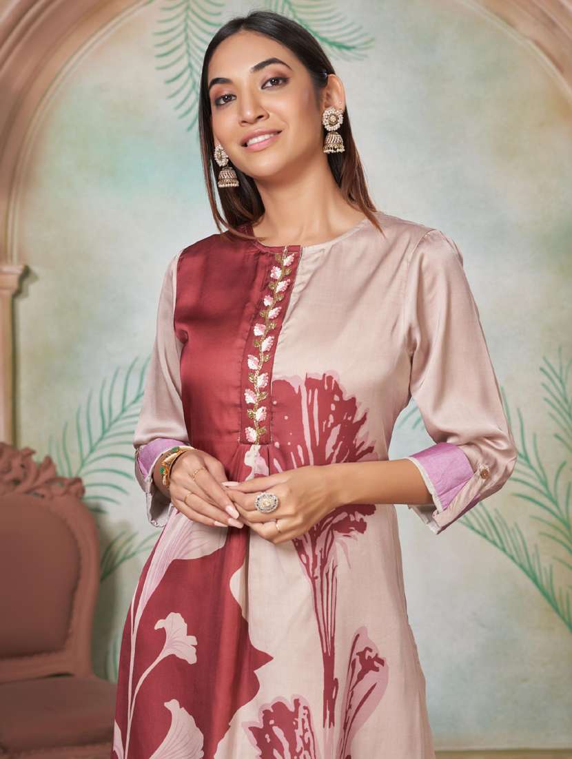 women three quarter sleeve kurta pant set - 21916156 - Standard Image - 5