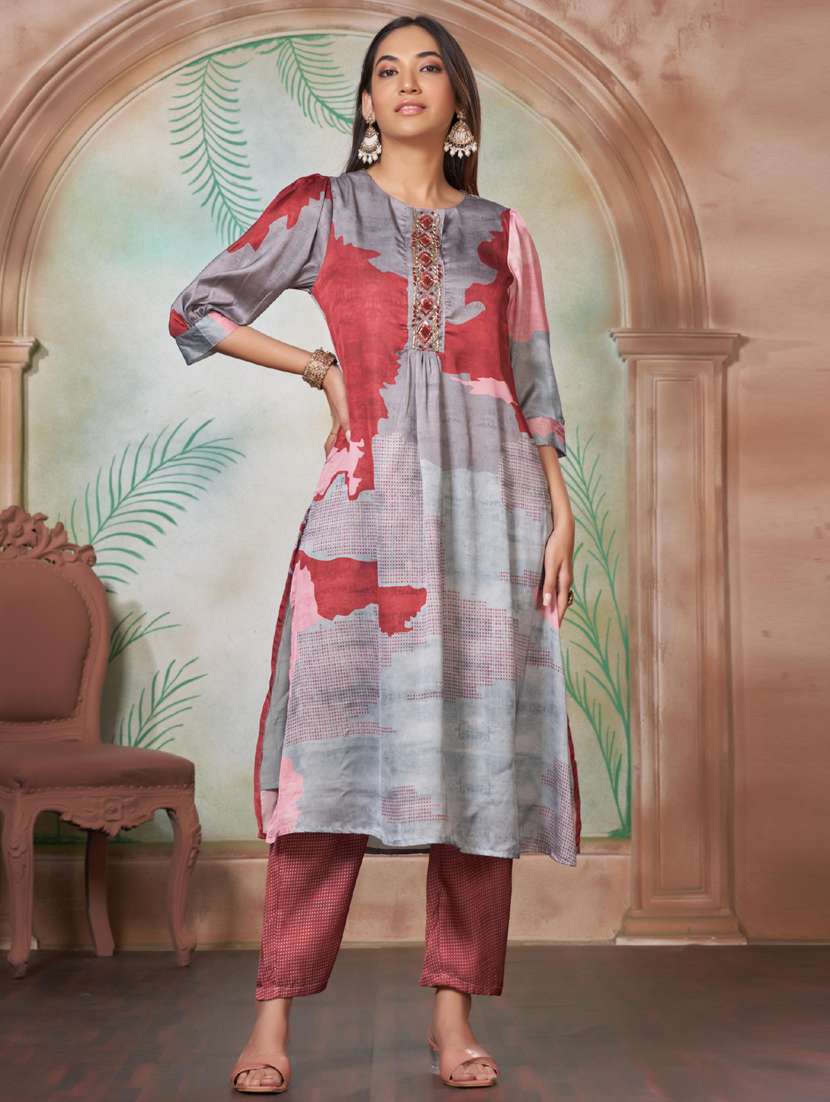 women three quarter sleeve kurta pant set