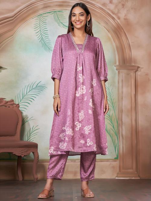 women three quarter sleeve kurta pant set - 21916158 - Standard Image - 0