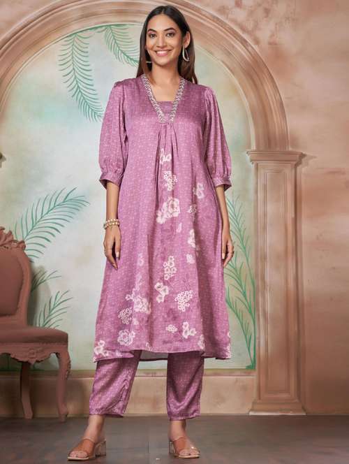 women three quarter sleeve kurta pant set - 21916162 - Standard Image - 0