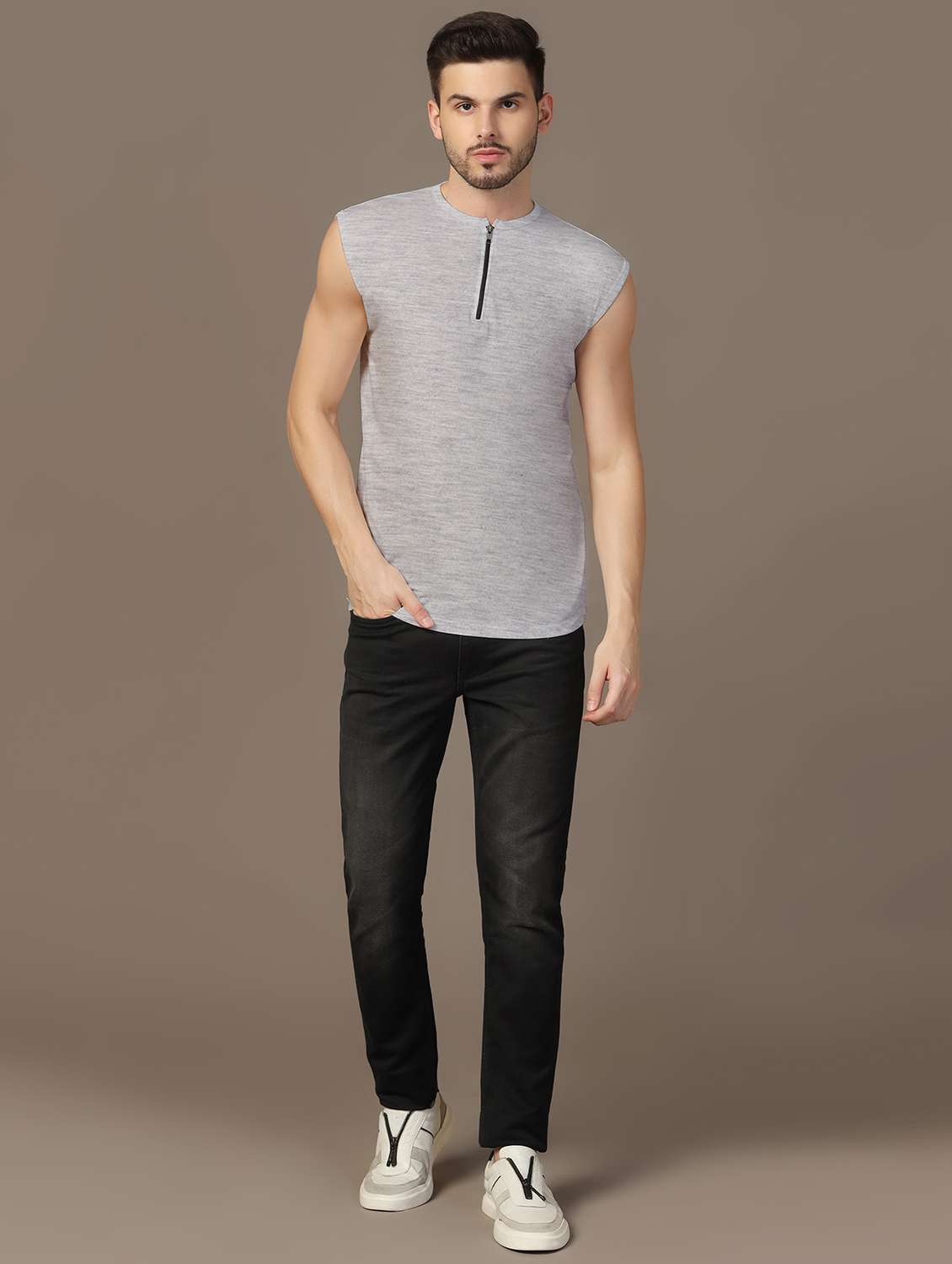 men solid round neck sleeveless t-shirt - 21916317 - Standard Image - 3