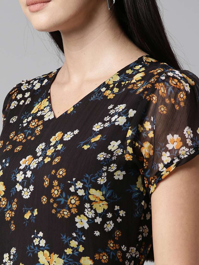 women black floral printed short sleeve fit & flare dress - 21916454 -  Standard Image - 5