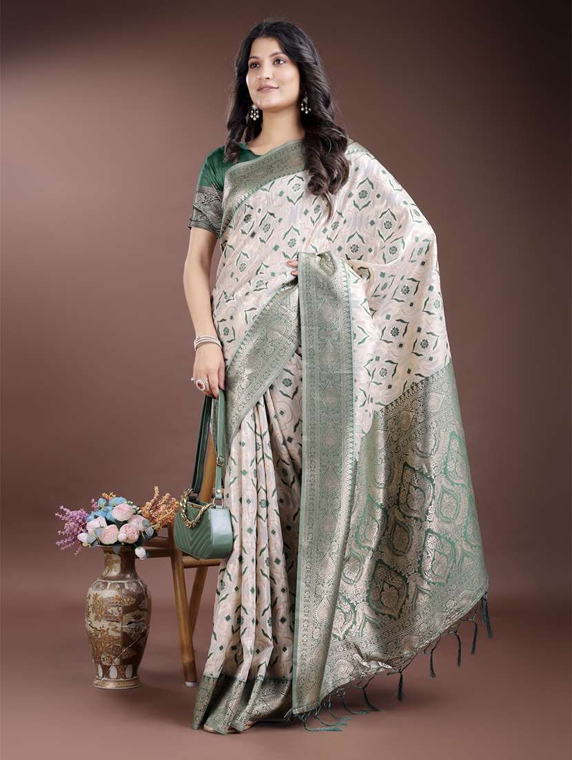 women self design bordered saree with blouse - 21916540 -  Standard Image - 3