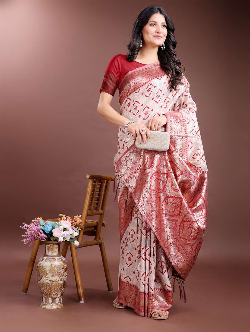 women self design bordered saree with blouse - 21916544 -  Standard Image - 3