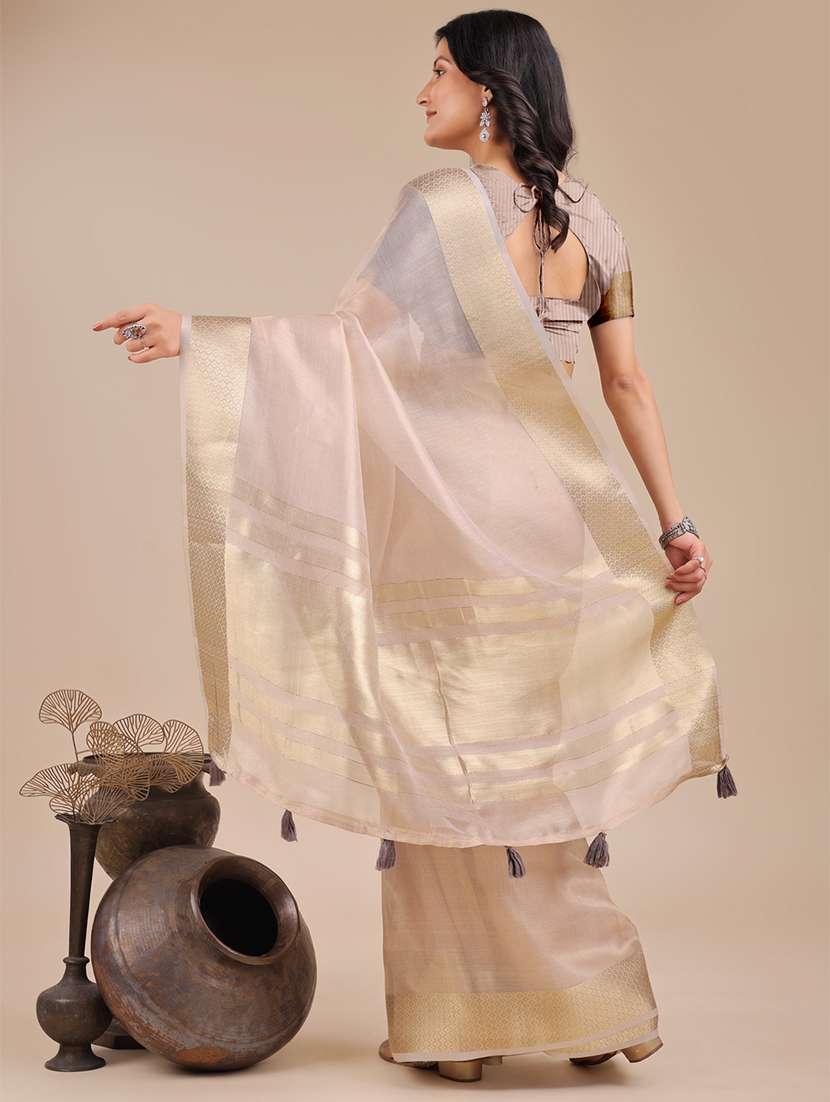 women solid with bordered saree with blouse - 21916594 -  Standard Image - 3