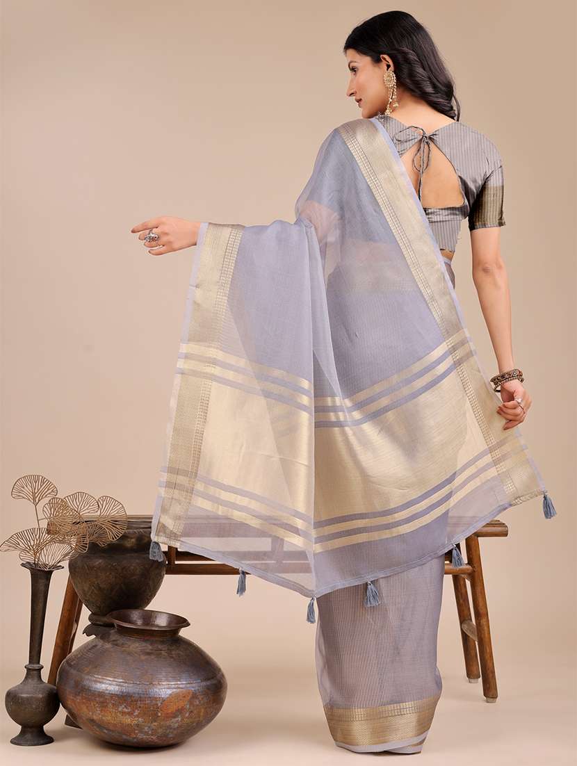 women solid with bordered saree with blouse - 21916627 -  Standard Image - 3