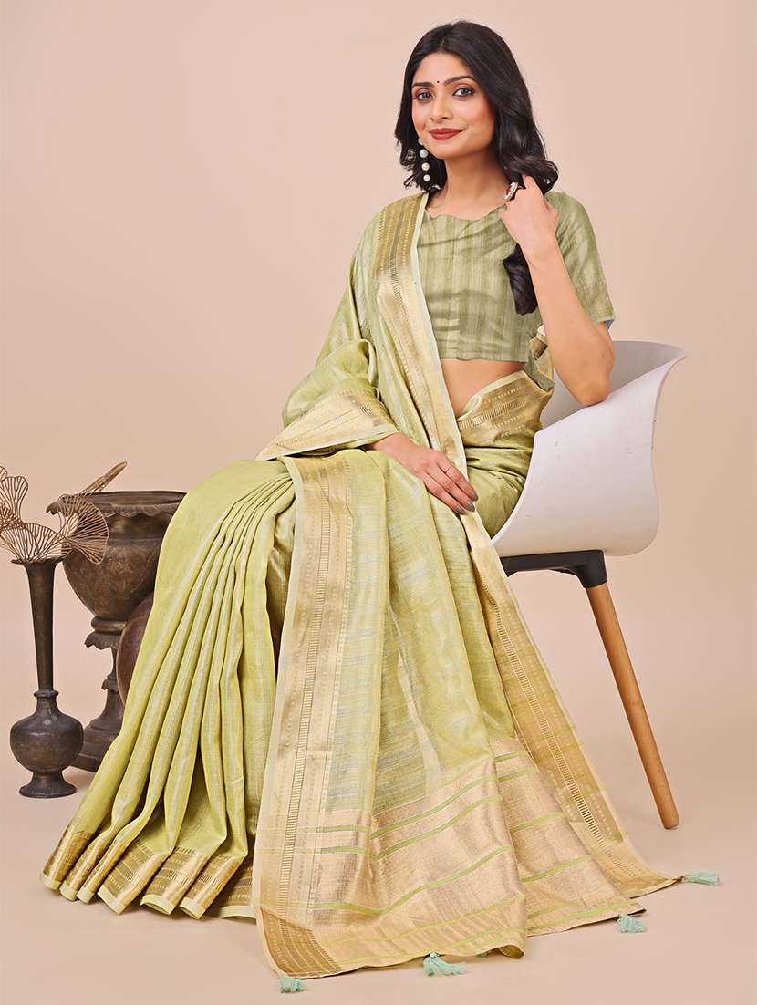women solid with bordered saree with blouse - 21916637 -  Standard Image - 3