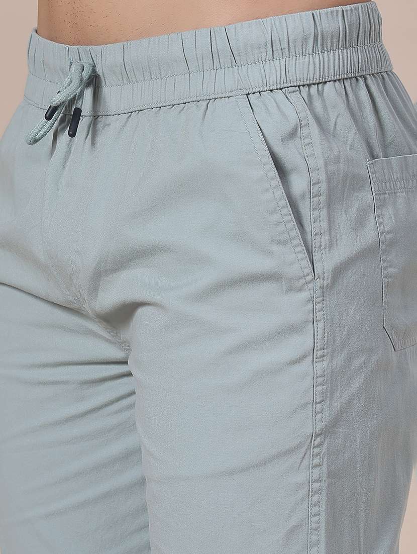 men solid mid rise regular fit jogger - 21916794 -  Standard Image - 5