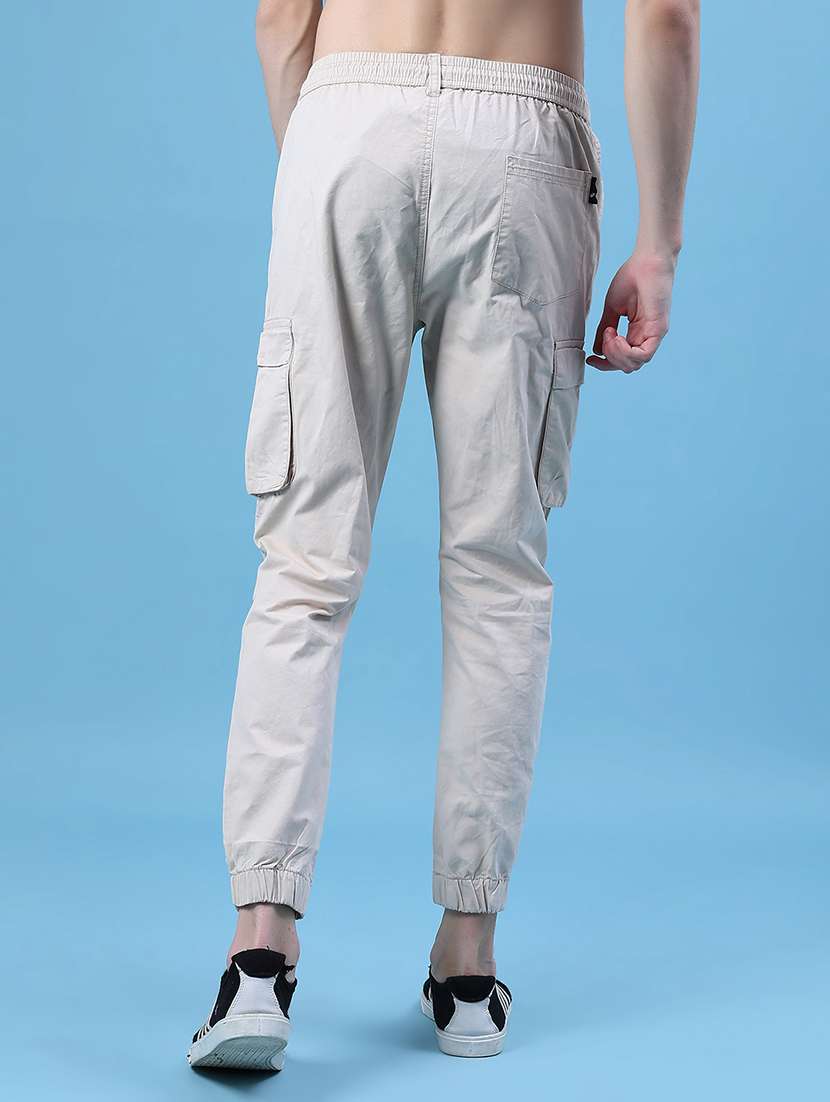 men solid mid rise regular fit cargo - 21916799 -  Standard Image - 3