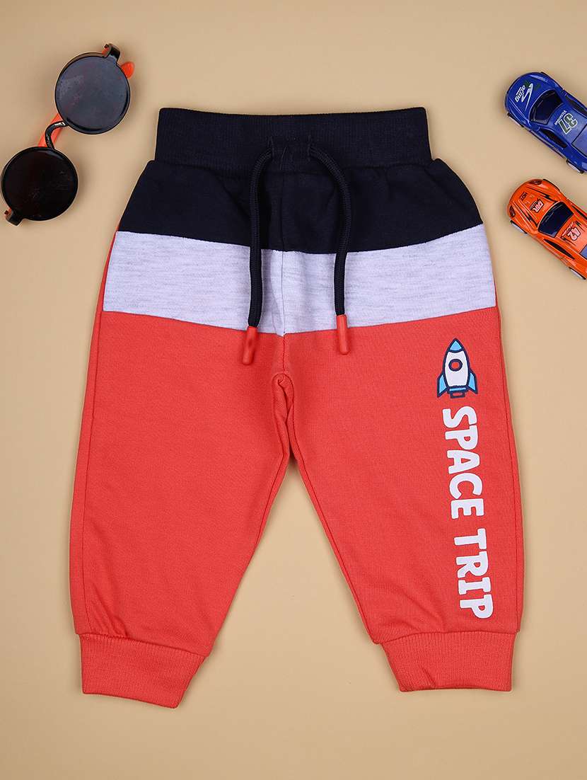 boys printed mid rise jogger