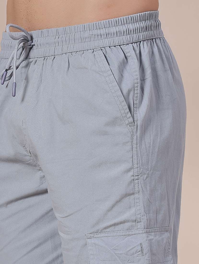 men solid mid rise regular fit cargo - 21916888 -  Standard Image - 5