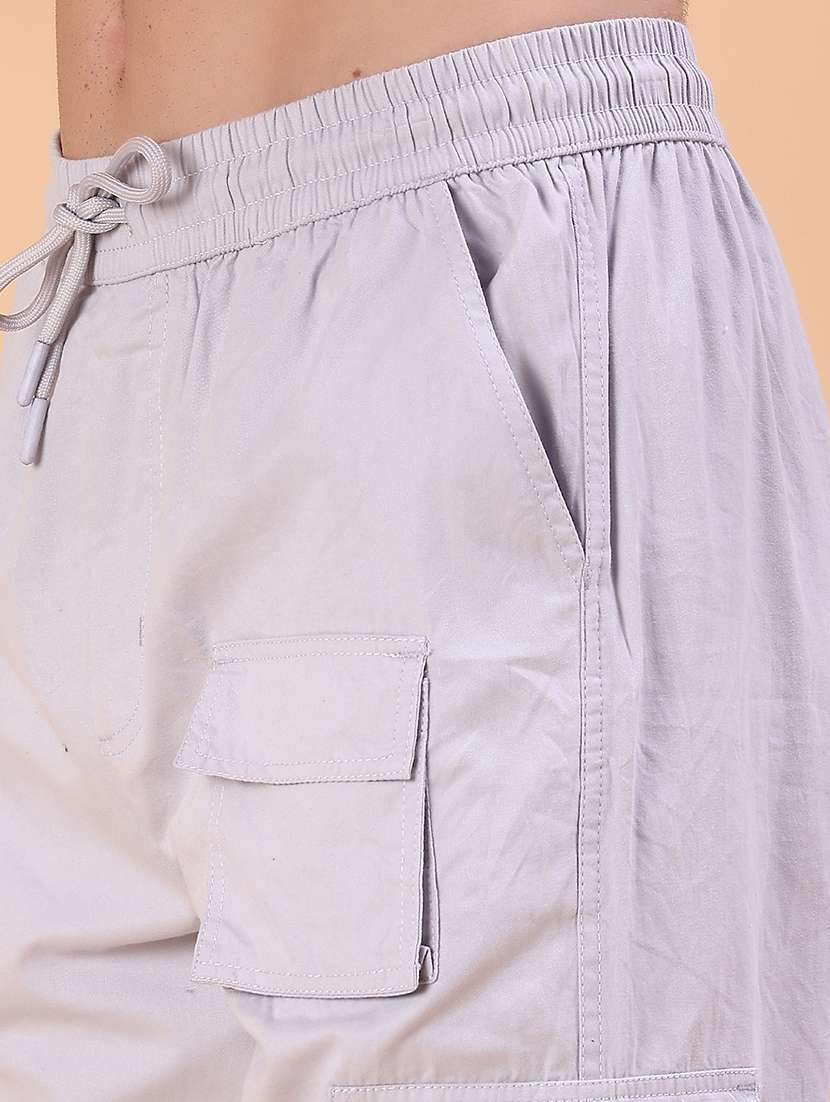 men solid mid rise regular fit cargo - 21916892 -  Standard Image - 5