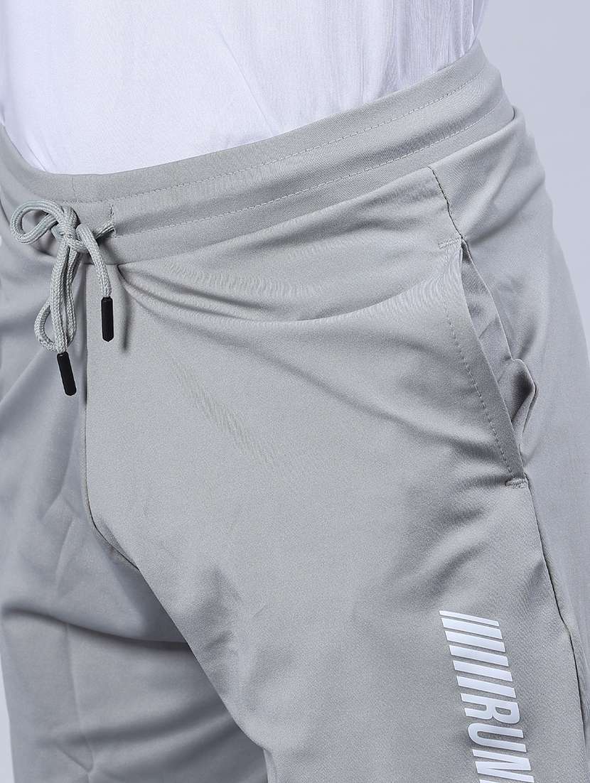 men solid mid rise regular fit sport shorts - 21916920 -  Standard Image - 5