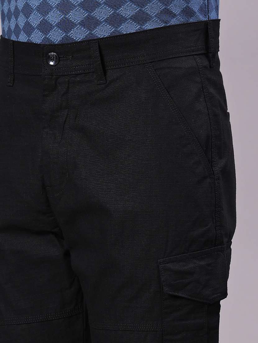 men solid mid rise regular fit cargo - 21916956 -  Standard Image - 5