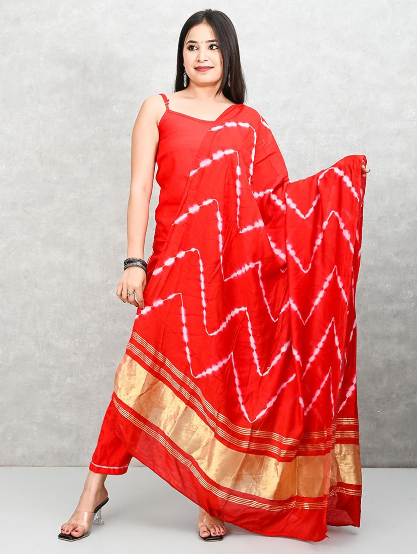 women red printed dupatta - 21917837 -  Zoom Image - 0
