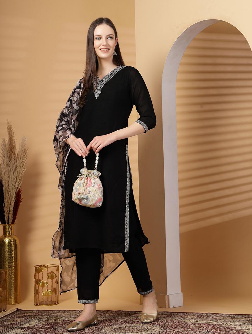 women embellished potli bag - 21918638 - Standard Image - 5