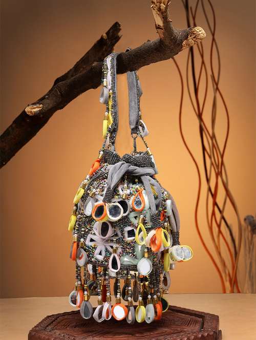 women mirror work & embellished potli bag - 21918686 -  Standard Image - 0