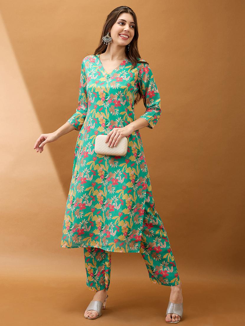women green floral printed v-neck gotta lace straight kurta with pant set - 21918785 - Zoom Image - 0