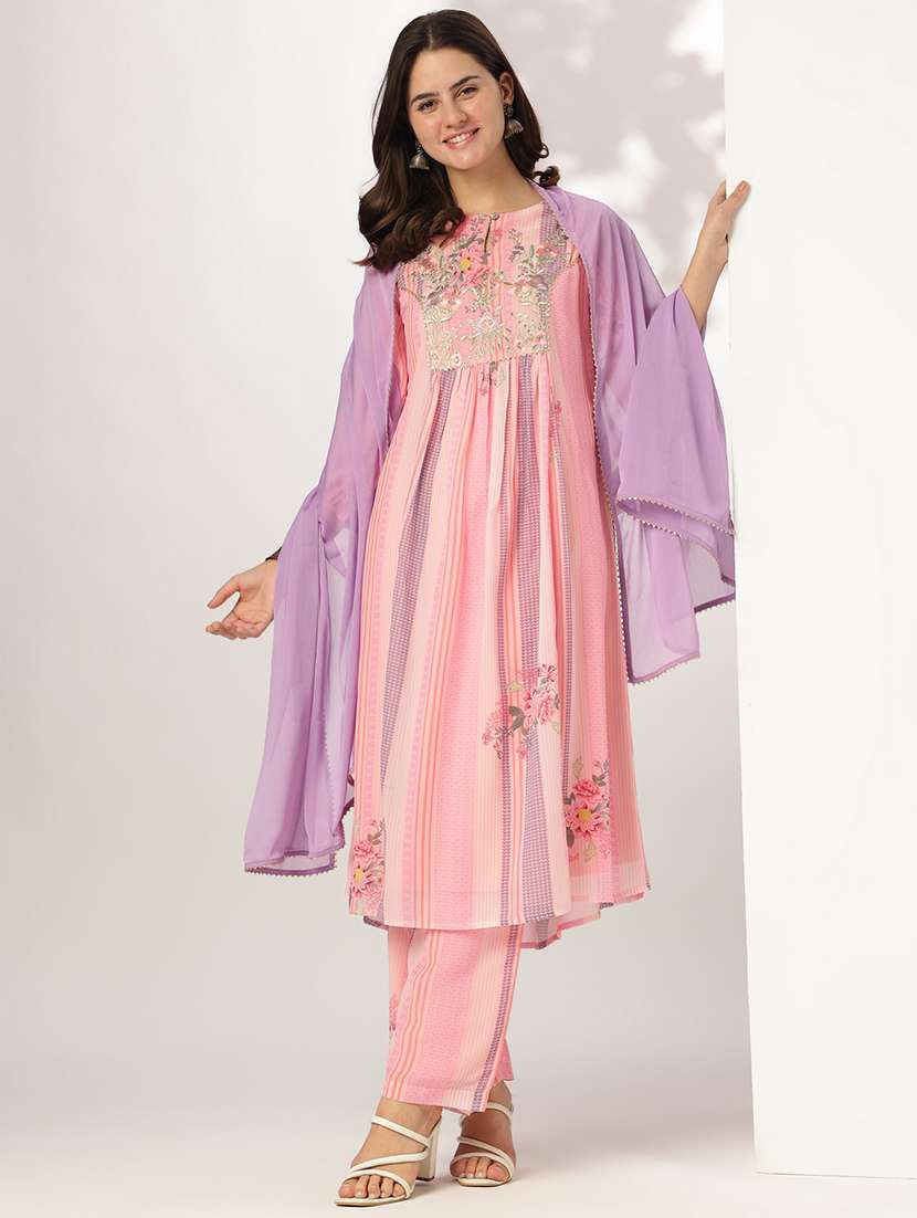 women three quarter sleeve kurta pant with dupatta set