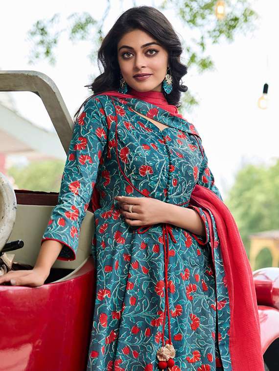 women three quarter sleeve kurta pant with dupatta set - 21918854 -  Standard Image - 5