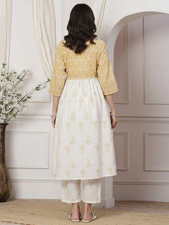 women three quarter sleeve kurta pant with dupatta set - 21918860 -  Standard Image - 3