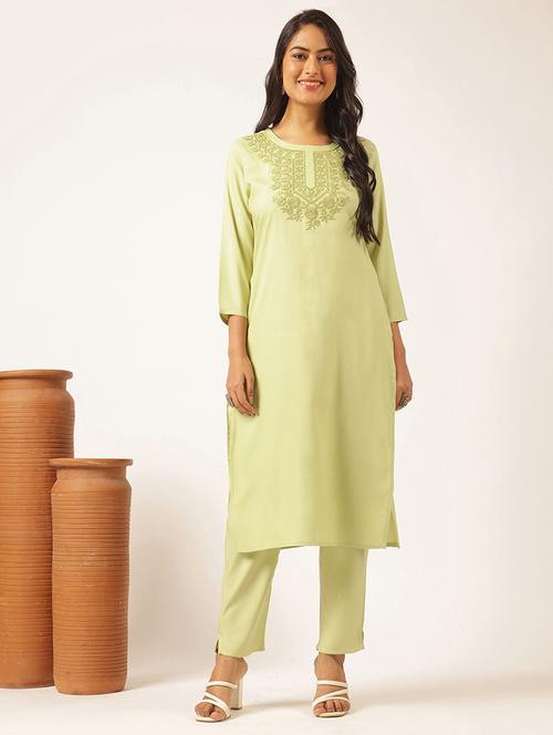 women three quarter sleeve kurta pant set - 21918862 - Standard Image - 0