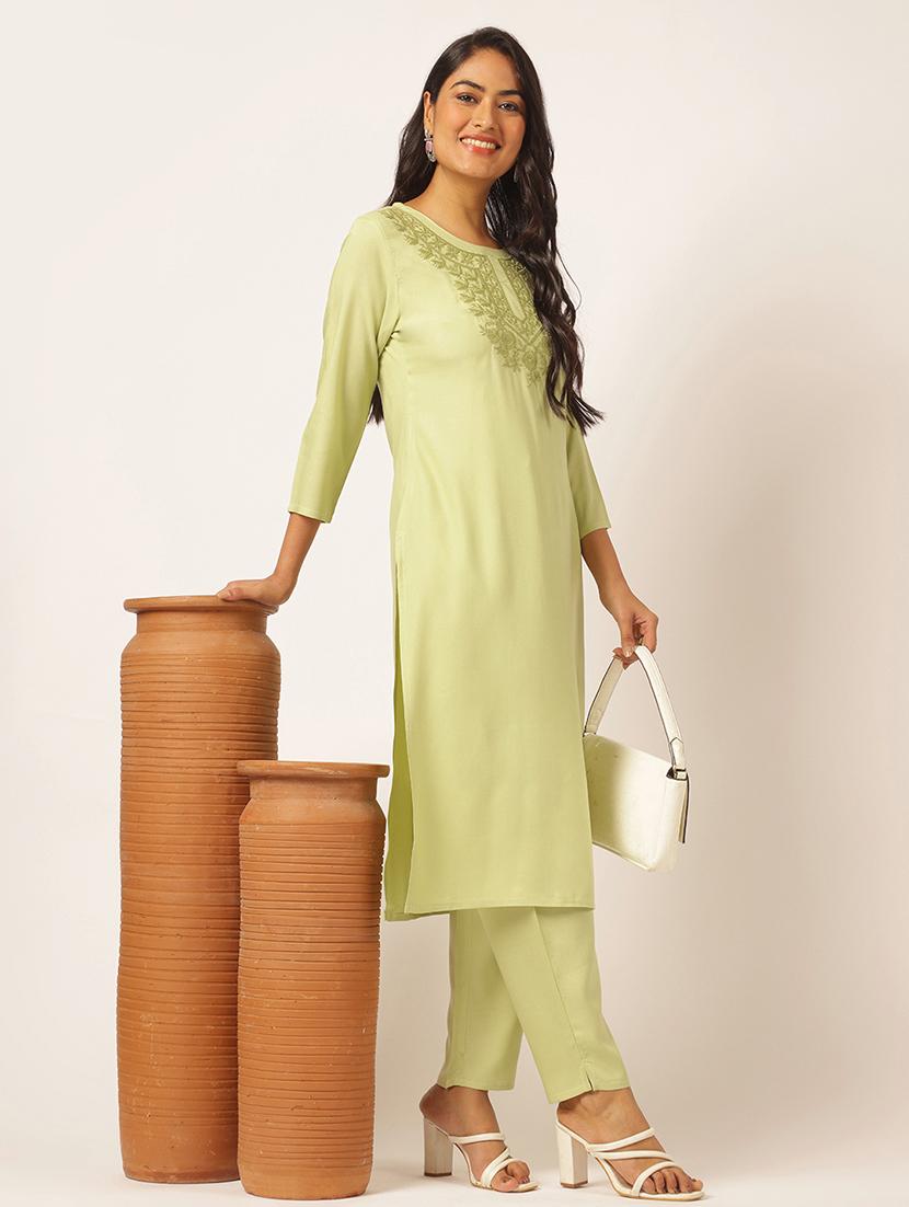 women three quarter sleeve kurta pant set - 21918862 - Standard Image - 3