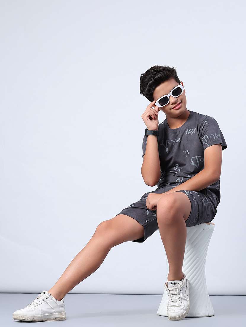 boys printed t-shirt and shorts co-ords set - 21919264 -  Standard Image - 3
