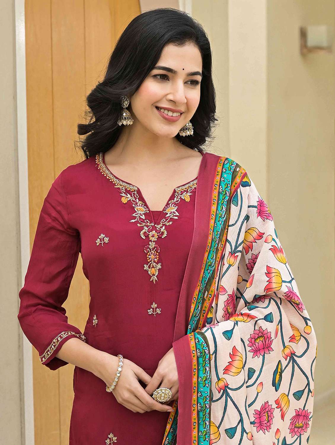 women three quarter sleeve kurta pant with dupatta set - 21919848 -  Standard Image - 5