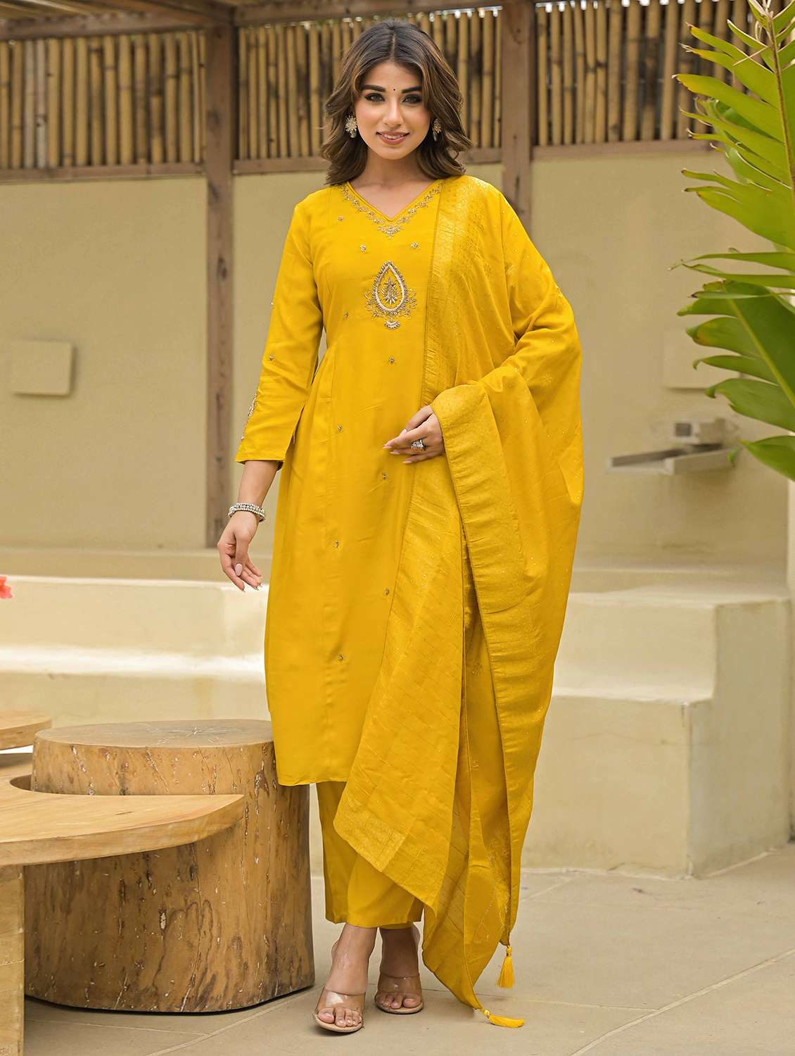 women three quarter sleeve kurta pant with dupatta set