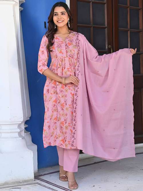 women three quarter sleeve kurta pant with dupatta set - 21919857 -  Standard Image - 0
