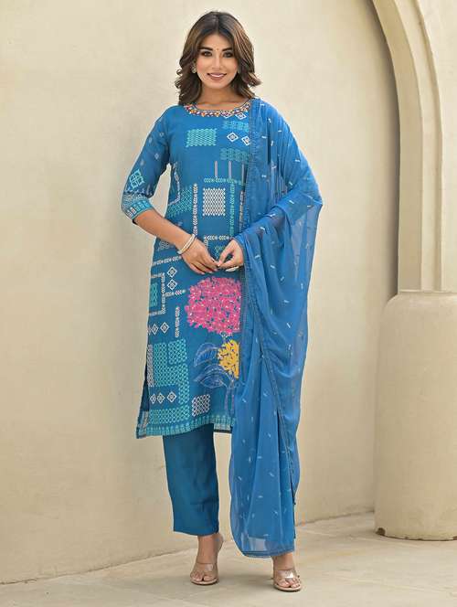 women three quarter sleeve kurta pant with dupatta set - 21919859 -  Standard Image - 0