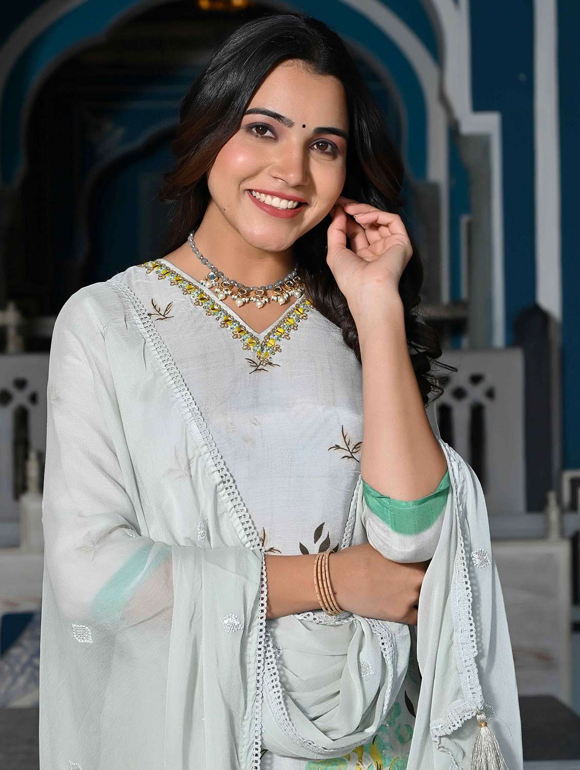 women three quarter sleeve kurta pant with dupatta set - 21919862 -  Standard Image - 3