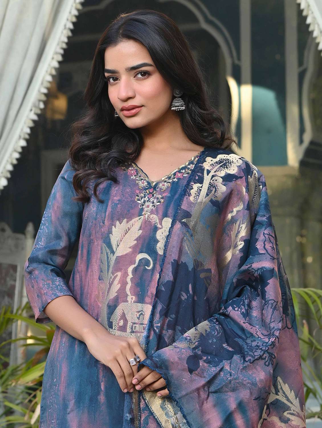 women three quarter sleeve kurta pant with dupatta set - 21919867 -  Standard Image - 3