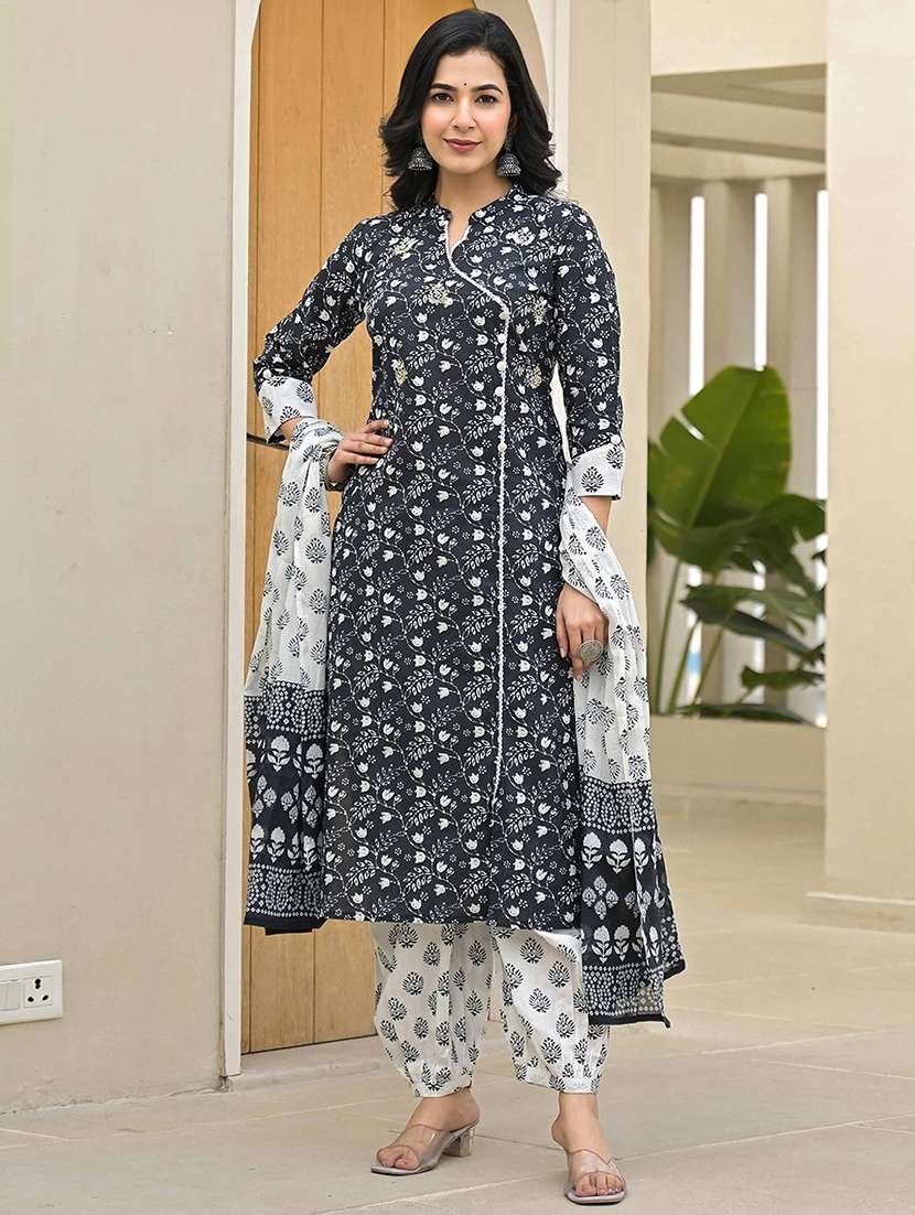 women three quarter sleeve kurta pant with dupatta set