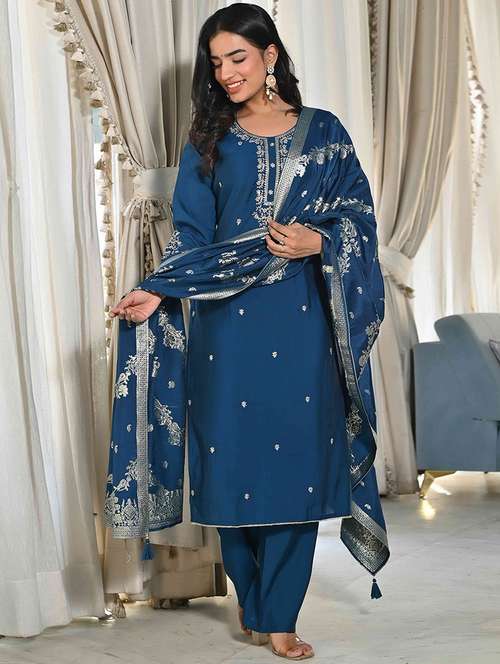 women three quarter sleeve kurta pant with dupatta set - 21919882 -  Standard Image - 0