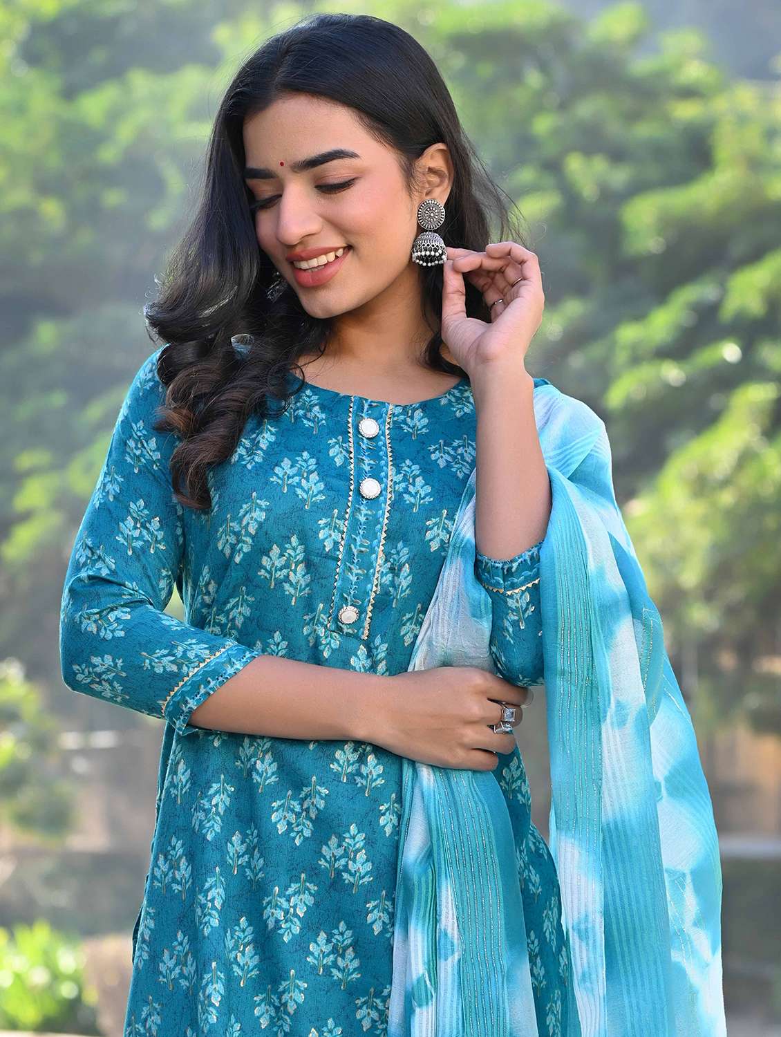 women three quarter sleeve kurta pant with dupatta set - 21919892 -  Standard Image - 3