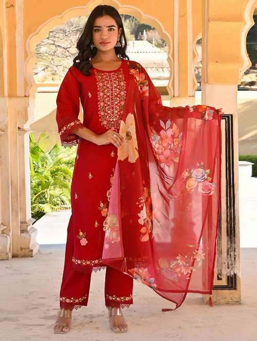 women three quarter sleeve kurta pant with dupatta set - 21919893 - Standard Image - 0
