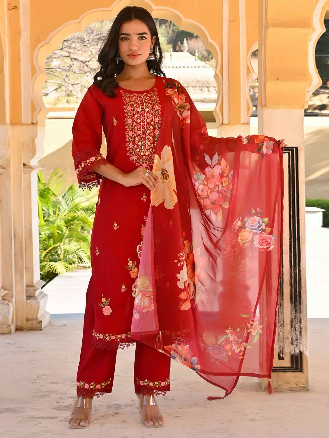 women three quarter sleeve kurta pant with dupatta set - 21919893 - Zoom Image - 0
