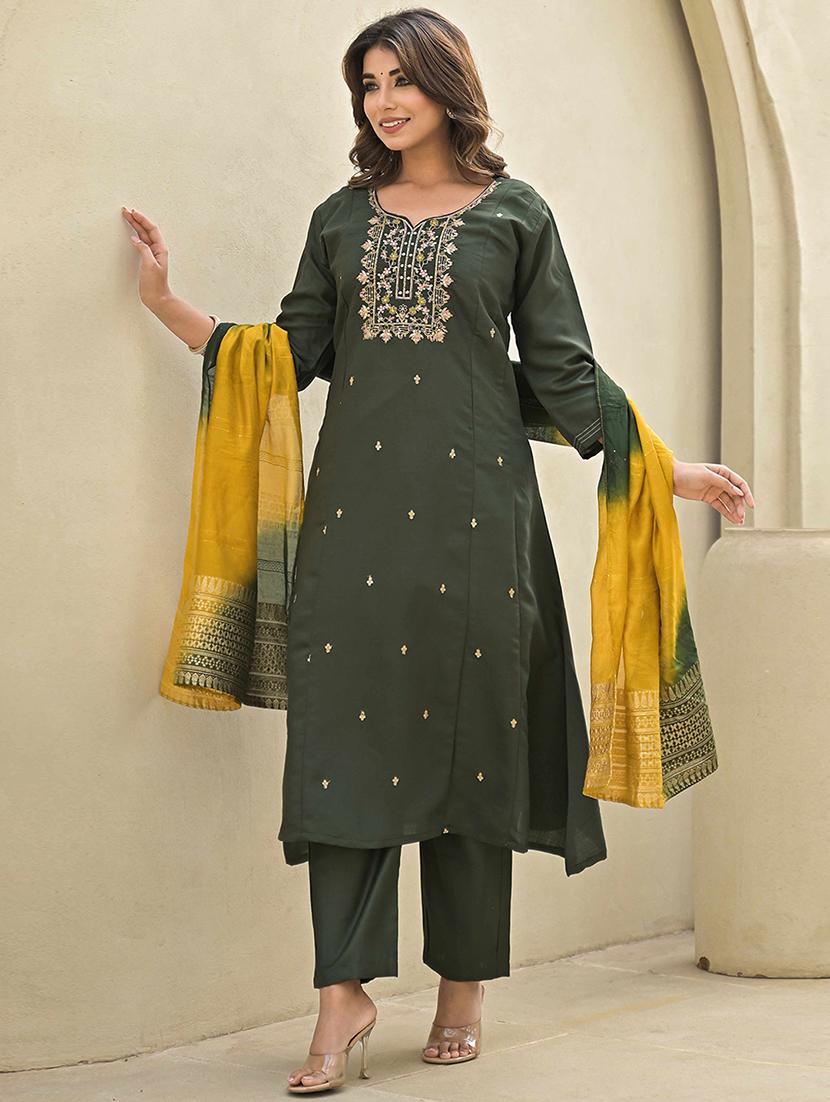women three quarter sleeve kurta pant with dupatta set - 21919909 - Standard Image - 3