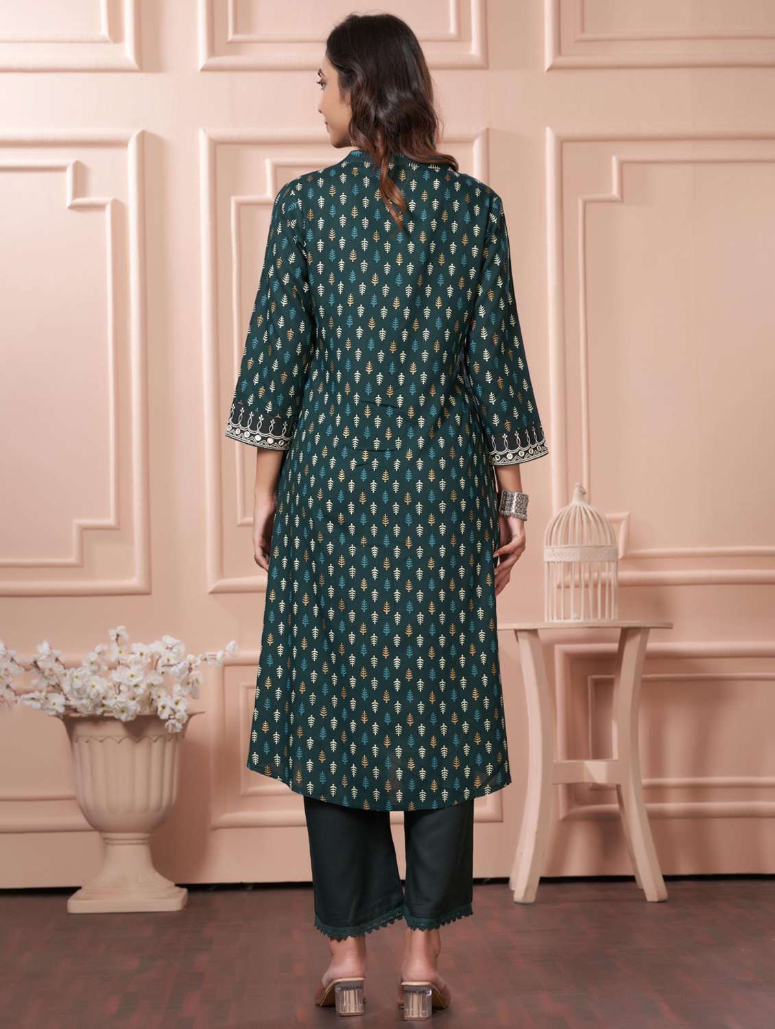 women printed three quarter sleeve kurta palazzo set - 21922357 -  Standard Image - 3