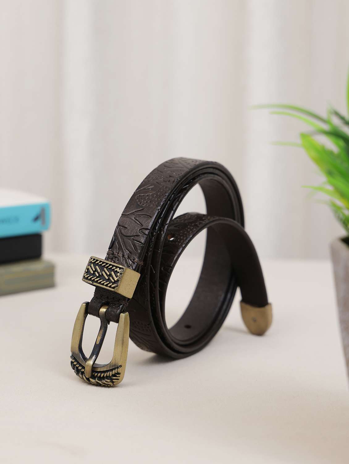 women brown textured belt
