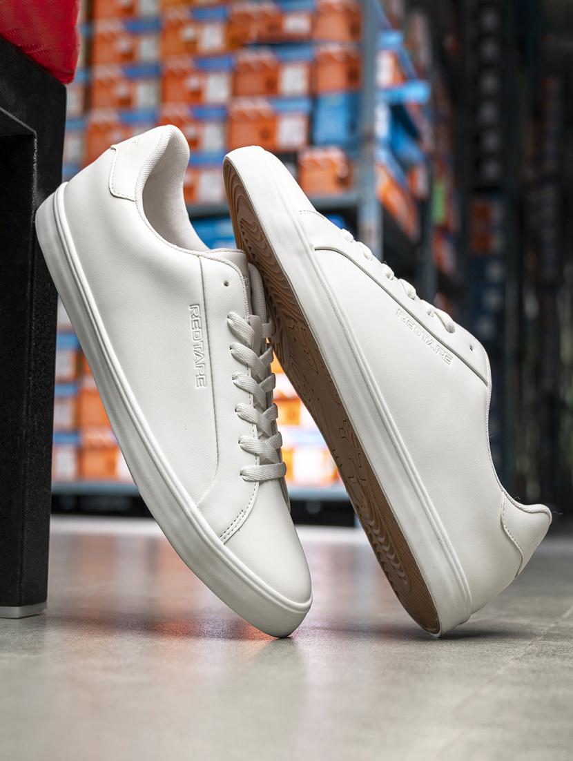 men white lace up sneaker - 21922468 - Zoom Image - 0